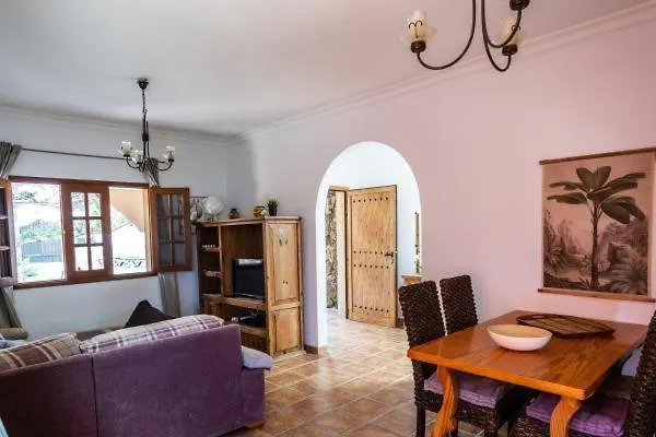 ラハレス Casa Mamiヴィラ スペイン